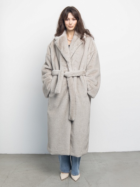 Шуба oversize из искуственного меха 