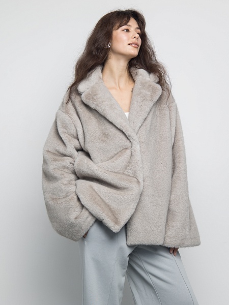 Укороченная шуба из экомеха